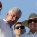 Miguel Diaz-Canel y Raúl Castro durante el acto por el 1o de mayo de 2016. Foto: Reuters.