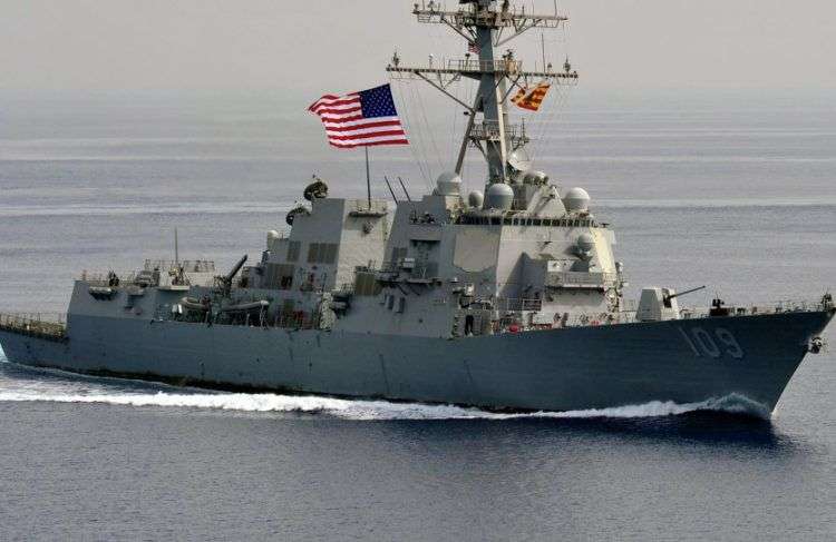 Barco destructor de Estados Unidos. Foto: US Navy / Deven B. King.