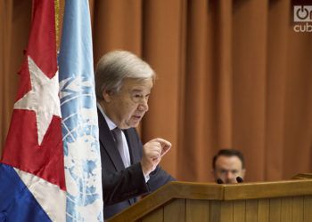 Antonio Guterres, Secretario General de la ONU, habla en la apertura del XXXVII Período de Sesiones de la Cepal en el Palacio de las Convenciones de La Habana, en 2018. Foto: Otmaro Rodríguez / Archivo.