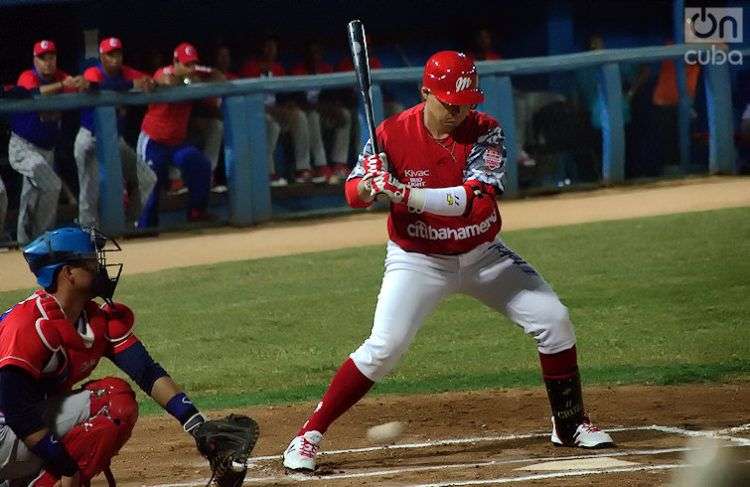 Tope Cuba-México. Foto: Otmaro Rodríguez.