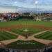 Isotopes Park, estadio de Triple A de los Rockies de Colorado. Foto: baseballpilgrimages.com.