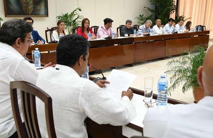 Imagen de archivo de los diálogos de paz entre el gobierno de Colombia y la guerrilla del ELN, en La Habana, en 2018. Foto: @EquipoPazGob / Twitter / Archivo.