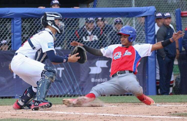 El béisbol cubano, en sus diferentes categorías, tuvo un año desastroso en eventos internacionales. Foto: Béisbol-Facetas.