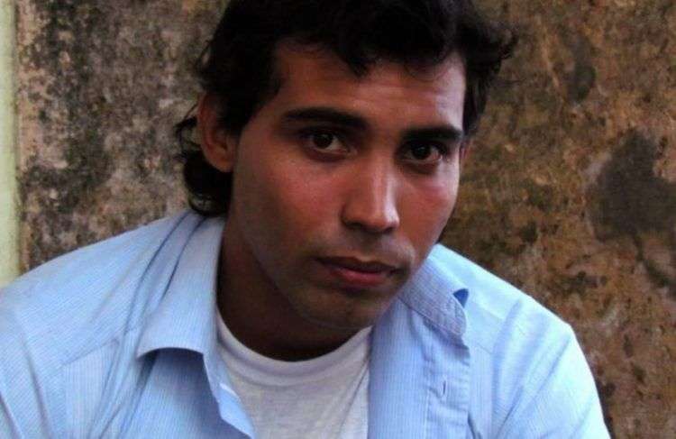 Julio Batista Rodríguez, graduado de Periodismo en 2013 en la Universidad de La Habana. Foto: Tomada de su perfil de Facebook.