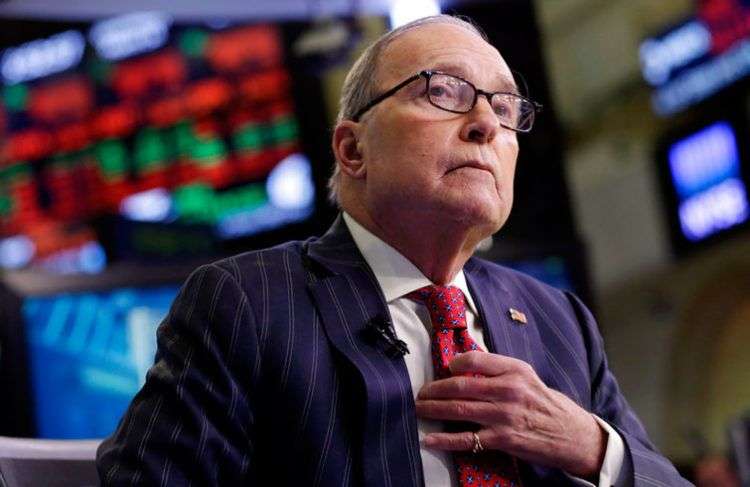 Larry Kudlow, conocido comentarista de la cadena de noticias CNBC, será el principal asesor económico de Donald Trump. Foto: Richard Drew / AP.