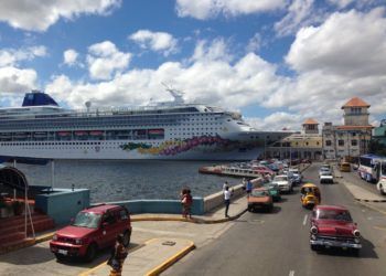 Norwegian Sky en Cuba.