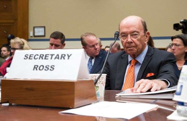 Foto de archivo del 12 de octubre de 2017, que muestra al secretario de Comercio estadounidense Wilbur Ross en una comparecencia en la cámara baja para informar sobre los preparativos para el censo 2020, en Washington. Foto: J. Scott Applewhite / AP / Archivo.