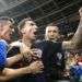 Mario Mandzukic, de Croacia, festeja luego de anotar el gol del triunfo en la prórroga de la semifinal de la Copa del Mundo ante Inglaterra, hoy en Moscú. Foto: Frank Augstein / AP.