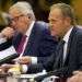 El presidente del Consejo Europeo, Donald Tusk (derecha), habla junto al presidente de la Comisión Europea, Jean-Claude Juncker, durante una reunión con autoridades de China este 16 de julio de 2018. Foto: Ng Han Guan / Pool /AP.