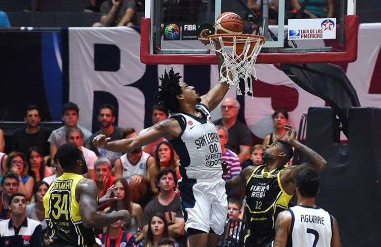 El santiaguero Javier Justiz en la Liga de las Américas. Foto: Fiba.basketball.