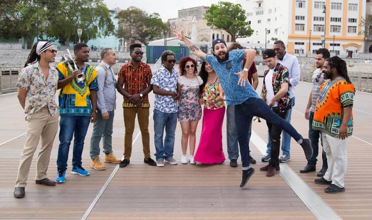 La banda cubana Interactivo. Foto tomada de los perfiles de la banda en redes sociales / Archivo.