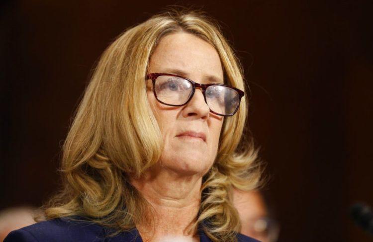 Christine Blasey Ford arriba al Congreso para presentar su declaración en la audiencia de la Comisión de Asuntos Jurídicos del Senado, Washington, jueves 27 de septiembre de 2018. Foto: Michael Reynolds/via AP.