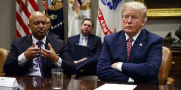 Donald Trump en una reunión la Casa Blanca. Fhoto: Evan Vucci / AP / Archivo.