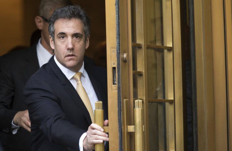 En esta fotografía de archivo del 21 de agosto de 2018, Michael Cohen, exabogado del presidente Donald Trump, se retira de una corte federal en Nueva York. Foto: Mary Altaffer / AP / Archivo.