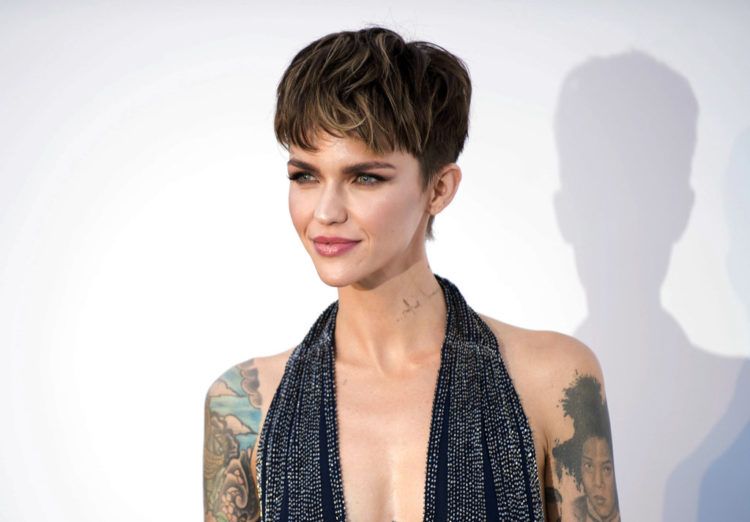 La actriz Ruby Rose a su llegada al acto benéfico de amfAR, Cinema Against AIDS, durante el Festival de Cine de Cannes, en Cap d'Antibes, en el sur de Francia. Foto: Arthur Mola / Invision / AP.