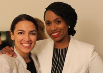 Alexandria Ocasio Cortez (New York) y Ayanna Pressley (Masachusets), dos potentes "primerizas".