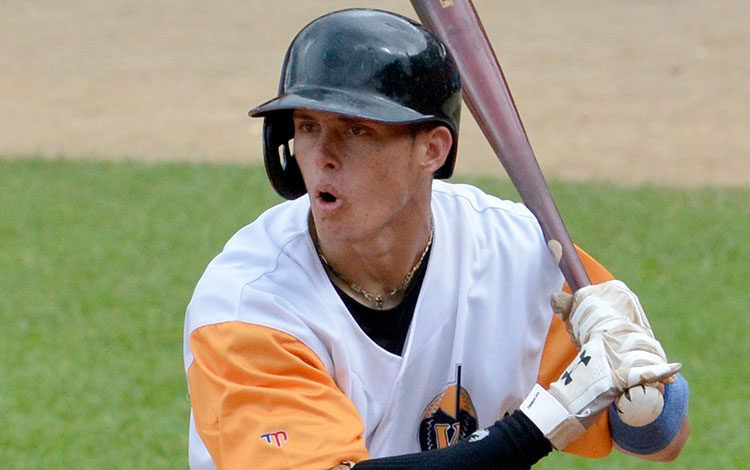 César Prieto en la 58 Serie Nacional de Béisbol. Foto: Ramón Barreras/Periódico Vanguardia