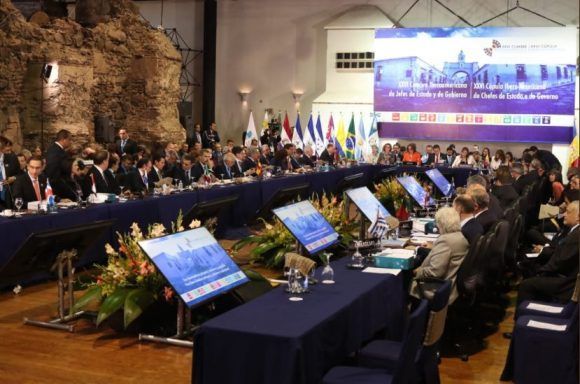 Hace 17 años el jefe de Estado cubano no asiste a las Cumbres Iberoamericanas.