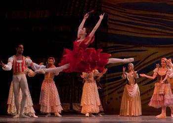 Puesta de "Don Quijote" por el Ballet Nacional de Cuba. Foto: cadenagramonte.cu