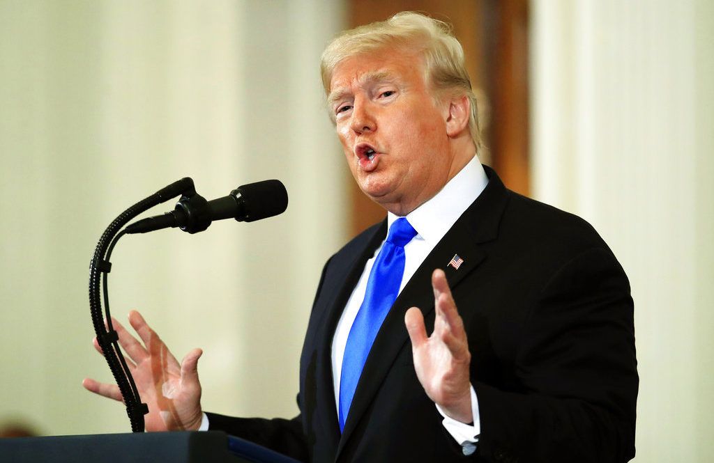 Donald Trump en una conferencia de prensa en la Casa Blanca. Foto: Manuel Balce Ceneta / AP.