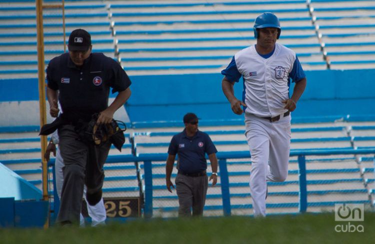 Samón será un bateador de gran impacto para el orden ofensivo avileño. Foto: Otmaro Rodríguez