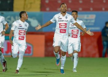 Marcel Hernández ha sido la sensación del certamen futbolístico en Costa Rica. Foto: José Cordero (La Nación)