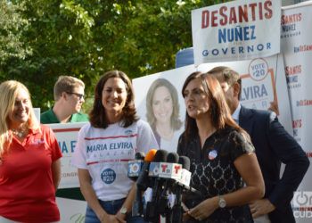 Jeanette Nuñez durante un acto de campaña en Miami. Foto: Marita Pérez Díaz.