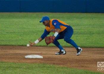 Si Sancti Spíritus mantiene su filosofía en la postemporada, no fabricará muchas carreras, por lo que necesitará de un alto nivel de sus defensores. Foto: Otmaro Rodríguez