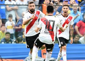 Jugadores de River Plate celebran uno de sus goles ante su rival Boca Juniors, en el partido de ida de la Copa Libertadores, el domingo 11 de noviembre de 2018. Foto: depor.com