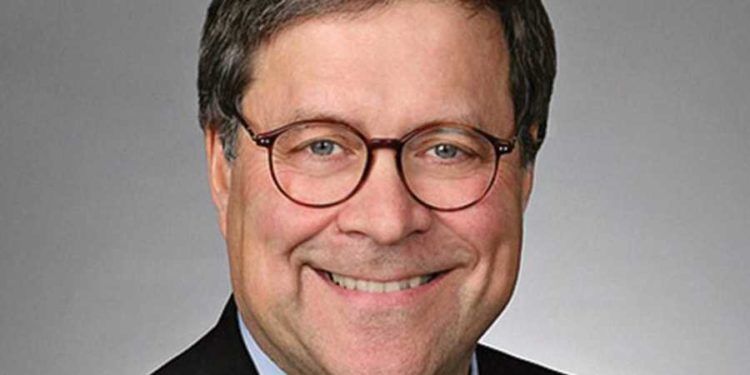 William Barr, quien fue secretario de justicia en el gobierno de George H.W. Bush, y quien según el actual mandatario Donald Trump será el próximo nominado para ese cargo. (Foto no fechada, suministrada por Time Warner, vía AP)