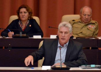 El presidente cubano, Miguel Díaz-Canel, en las sesiones de la Asamblea Nacional de Cuba en diciembre de 2018. Foto: @AsambleaCuba