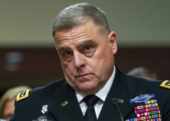 El comandante del ejército general Mark Milley en una comparecencia ante el Congreso en el Capitolio en Washington el 25 de mayo del 2017. Foto: Andrew Harnik / AP.