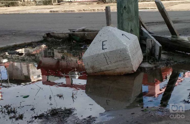 Inundaciones en el Vedado. Foto: Otmaro Rodríguez.