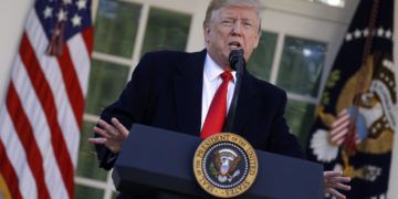 El presidente Donald Trump habla en la Rosadela de la Casa Blanca, el viernes 25 de enero de 2019, en Washington. Foto: Evan Vucci / AP.