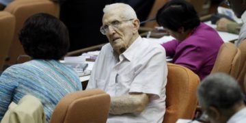 José Ramón Fernández en una foto tomada en 2010 en la Asamblea Nacional del Poder Popular. Foto: Javier Galeano/AP.