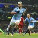 El argentino Sergio Agüero, del Manchester City, festeja luego de anotar el primer tanto de su equipo ante Liverpool, el jueves 3 de enero de 2019. Foto: Jon Super / AP.