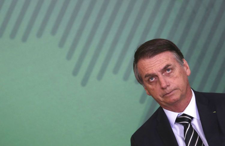 El presidente de Brasil Jair Bolsonaro durante una ceremonia para presentar a su gabinete en el palacio presidencial en Brasilia, Brasil, el miércoles 2 de enero de 2019. Foto: Eraldo Peres / AP.