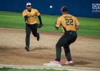 Villa Clara necesitará precisión defensiva, oportunidad con el madero y un trabajo fino de sus lanzadores si desean superar a los Leñadores en la final de la Serie 58. Foto: Otmaro Rodríguez