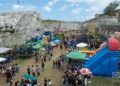 En las afueras de la fortaleza de San Carlos de La Cabaña, durante la Feria Internacional del Libro de La Habana 2019. Foto: Otmaro Rodríguez.