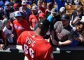 Yasiel Puig fue recibido como una estrella por miles de fanáticos de los Dodgers . Foto: Cincinnati Reds