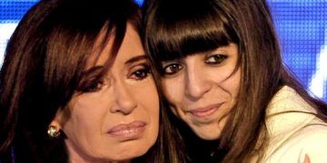 La expresidenta Cristina Fernández de Kirchner publicó en su cuenta en Twitter un video donde explica el estado de salud de su hija Florencia Kirchner. Foto: CEDOC.