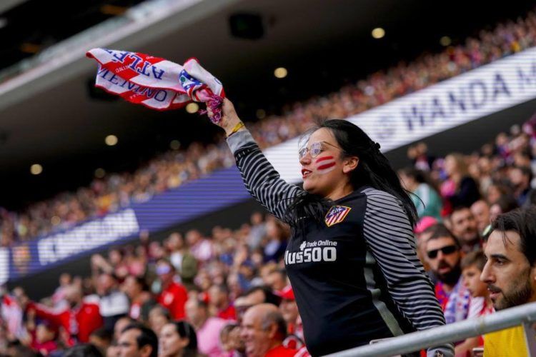 Más de 60 000 personas se dieron cita en el Wanda Metropolitano para disfrutar el duelo de las chicas del Atlético de Madrid y el Barcelona. Foto: Tomada de Marca