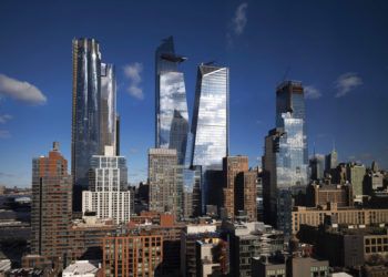 Rascacielos de Hudson Yards, el monumental proyecto que avanza a pasos acelerados en Nueva York, el 4 de diciembre de 2018. Foto: Mark Lennihan / AP.