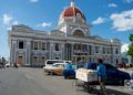 Parque José Martí, en Cienfuegos. Foto: Otmaro Rodríguez.