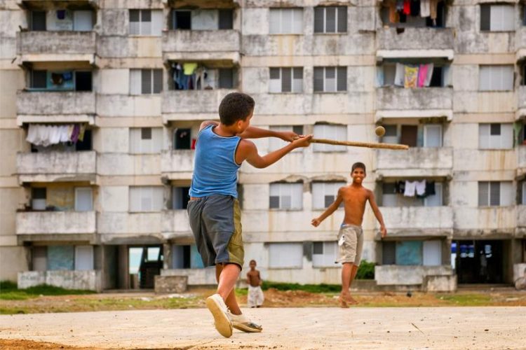 Aunque el Acuerdo entre Cuba y Little League sigue en pie, las autoridades de la Isla no han dado pistas sobre la creación de la Pequeña Liga Cubana, la cual permitiría la expansión de la práctica del béisbol. Foto: Tomada de WNYC.