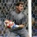 En esta foto del 17 de abril de 2019, el arquero del Porto Iker Casillas con el balón durante el partido de ida ante Liverpool por los cuartos de final de la Liga de Campeones en el estadio Dragao en Porto, Portugal. Foto: Luis Vieira / AP.