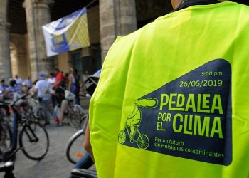 Pedalea por el clima. Foto: Néstor Martí.