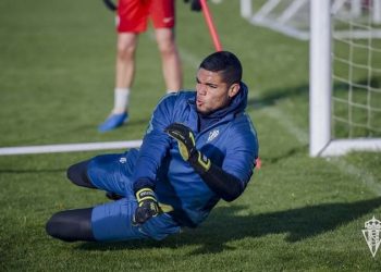 Cristian Joel en un entrenamiento con el Sporting. Foto: Tomada de El Desmarque