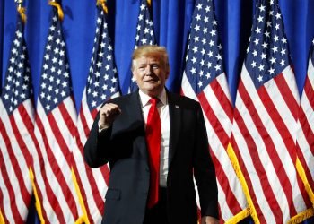 El presidente Donald Trump antes de un discurso en la Reunión Legislativa y Exposición Comercial de la Asociación Nacional de Corredores de Bienes Raíces, el viernes 17 de mayo de 2019 en Washington. Foto: Alex Brandon / AP.