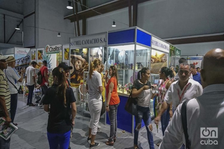 XVI Feria comercial ExpoCaribe, realizada en el Complejo Cultural Heredia de Santiago de Cuba entre el 19 y el 22 de junio de 2019. Foto: Frank Lahera Ocallaghan.